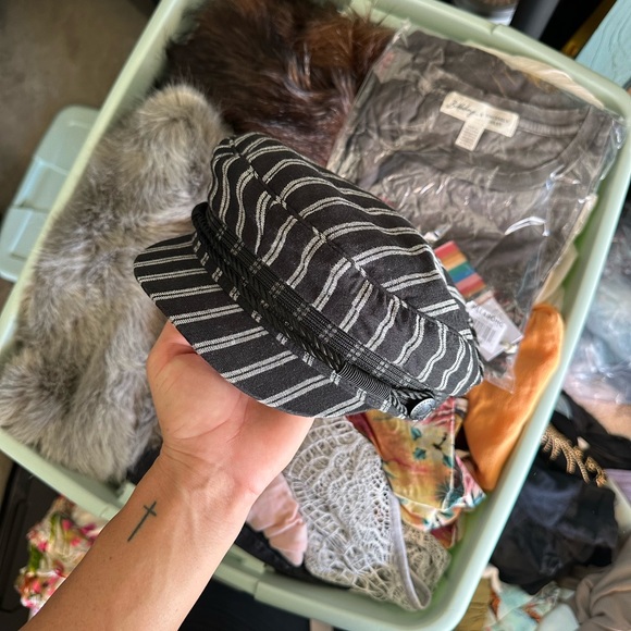 NWOT - Billabong Women’s Cap - Picture 8 of 9